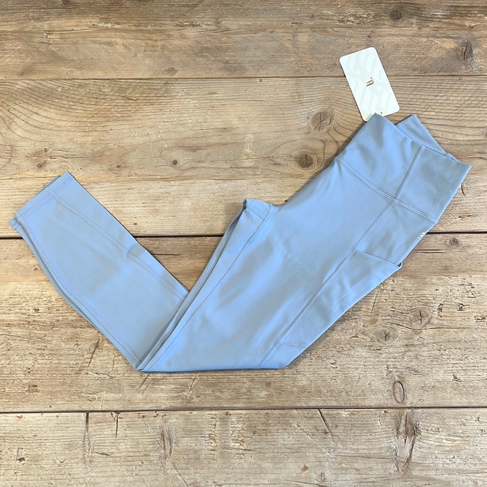NWT- Fabletics PureLuxe High-Waisted Pocket 7/8 Leggings- RAIN CLOUD - New!!